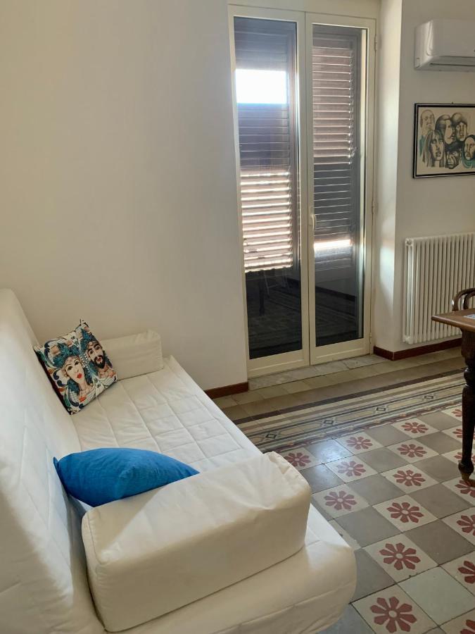 Suite Dreams Politeama Palermo Ngoại thất bức ảnh
