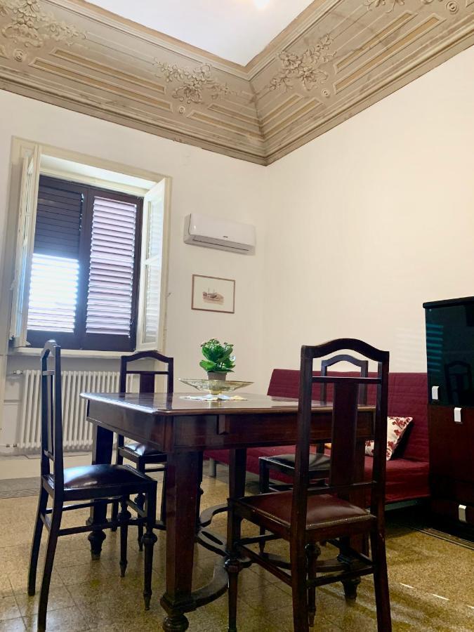 Suite Dreams Politeama Palermo Ngoại thất bức ảnh