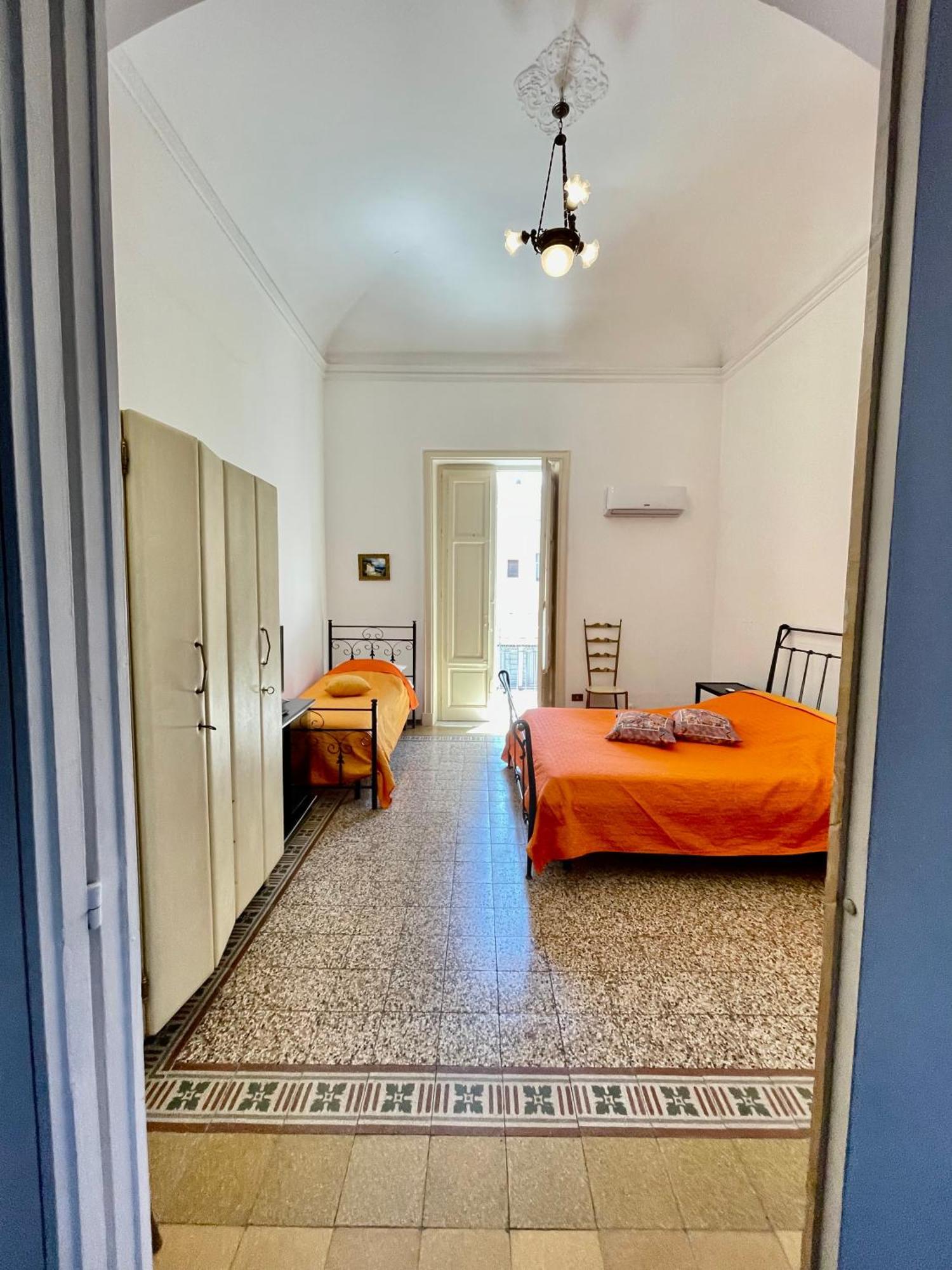 Suite Dreams Politeama Palermo Ngoại thất bức ảnh